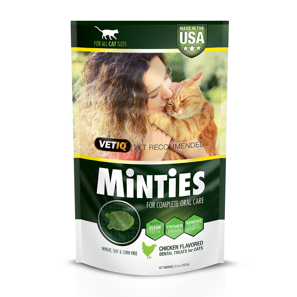 VETIQ Minties Chicken Flavored Fresh Breath and Tartar Control Dental Crunchy Cat Treats - 2.5 Oz
