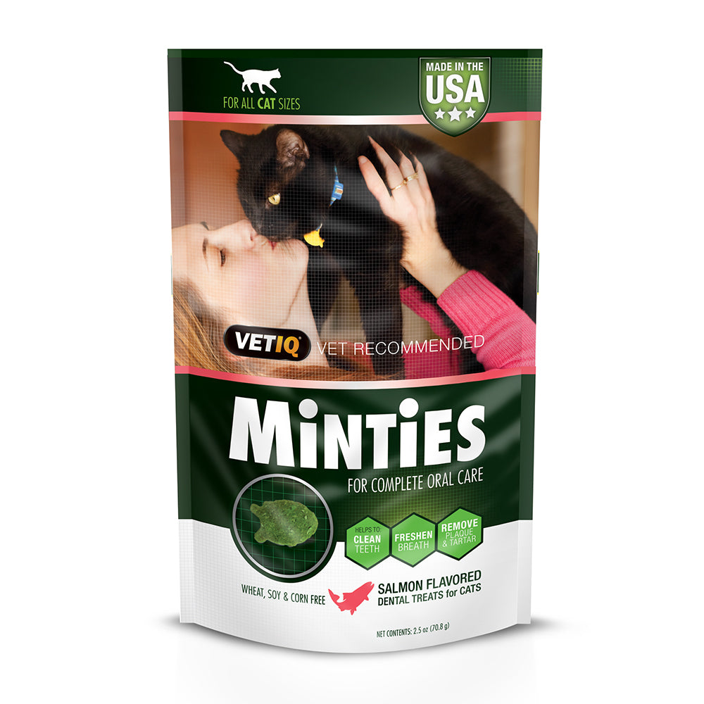 VETIQ Minties Salmon Flavored Fresh Breath and Tartar Control Dental Crunchy Cat Treats - 2.5 Oz