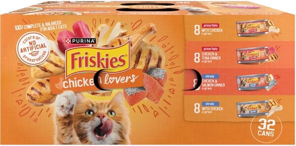 Purina Friskies Chicken Lovers with Tuna in Gravy Shreds and Filet Canned Cat Food - Variety Pack - 5.5 Oz - Case of 32