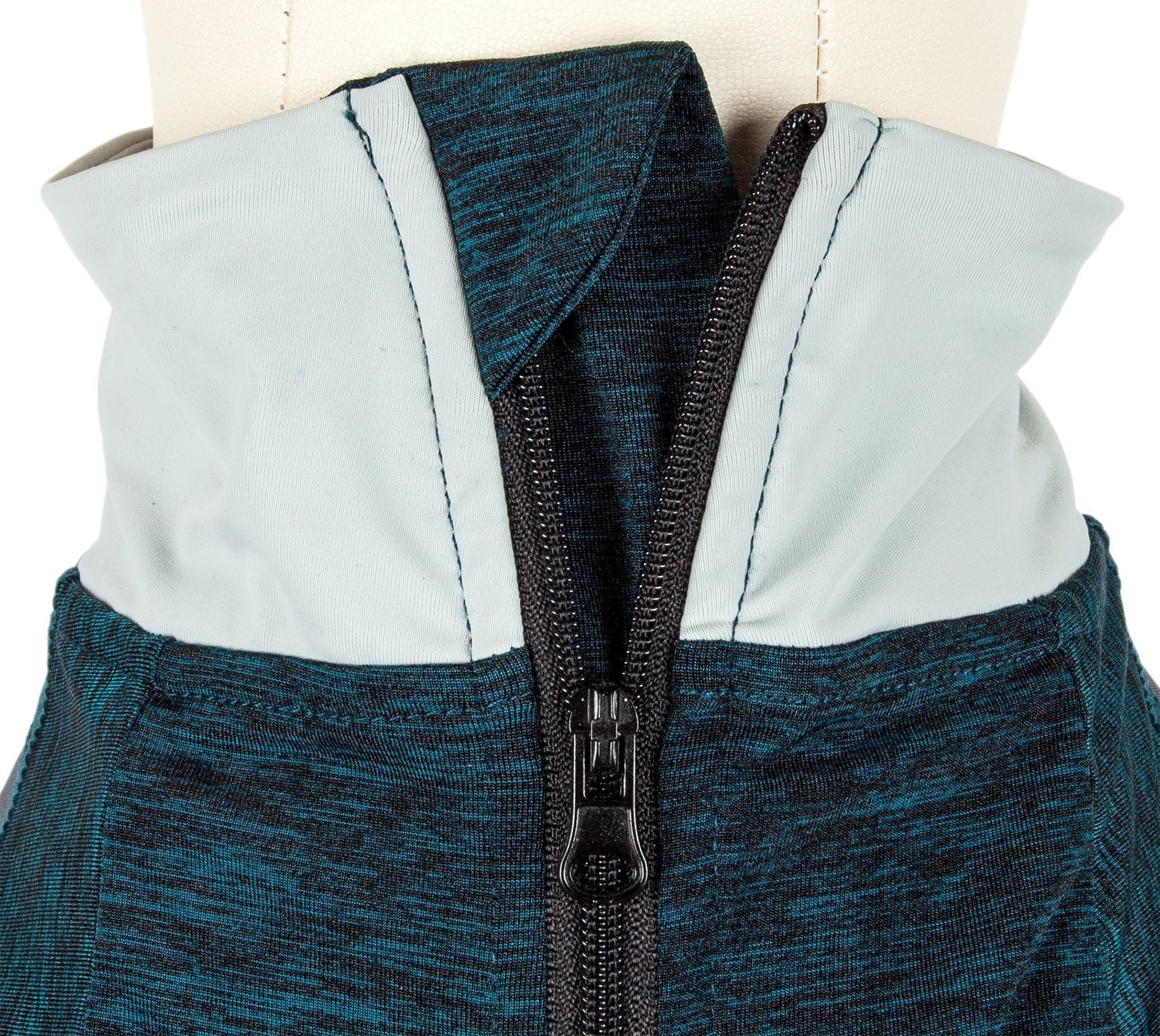 Pet Life ® Active 'Chewitt Wagassy' 4-Way-Stretch Yoga Fitness Long-Sleeve Dog T-Shirt