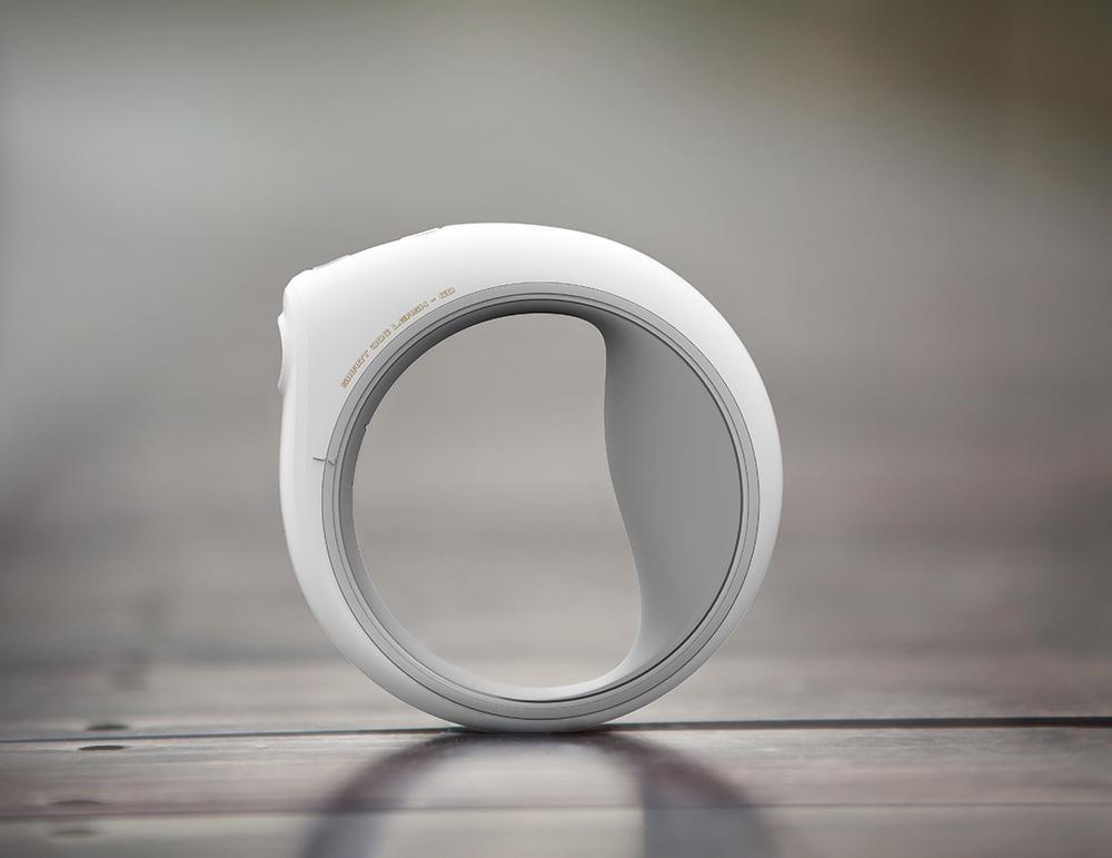 PETKIT ® 'GO' Bluetooth USB Charging Route and Walk Distance Tracking Activity Monitor Smart Pet Dog Leash w/ User Controlled Light Sensors w/ Inlcuded Leash