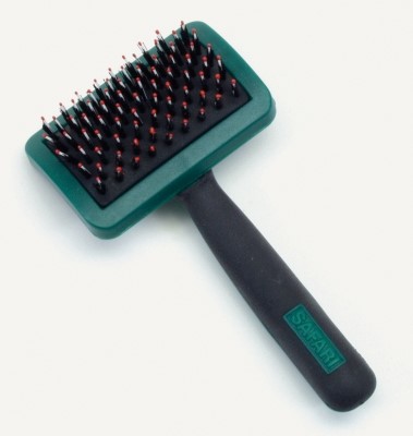 Coastal Safari Complete Curved Cat Brush
