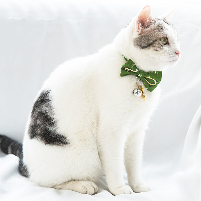 Touchcat ® Glampurr Elegant Fashion Cat Collar with large Bowtie and Bell Charm  