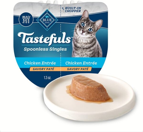 Blue Buffalo Tasteful Spoonless Singles Adult Chicken Entrée Pate Wet Cat Food - 2.6 Oz - 10 Trays