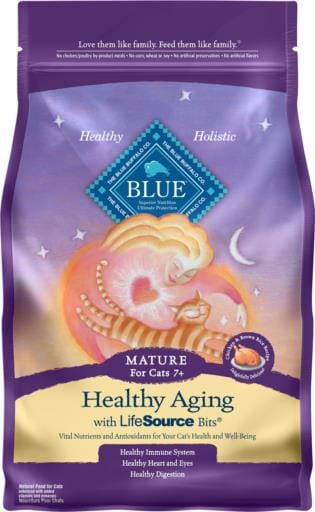 Blue Buffalo Tastefuls Mature Adult 7+ Dry Cat Food - 7 Lbs  