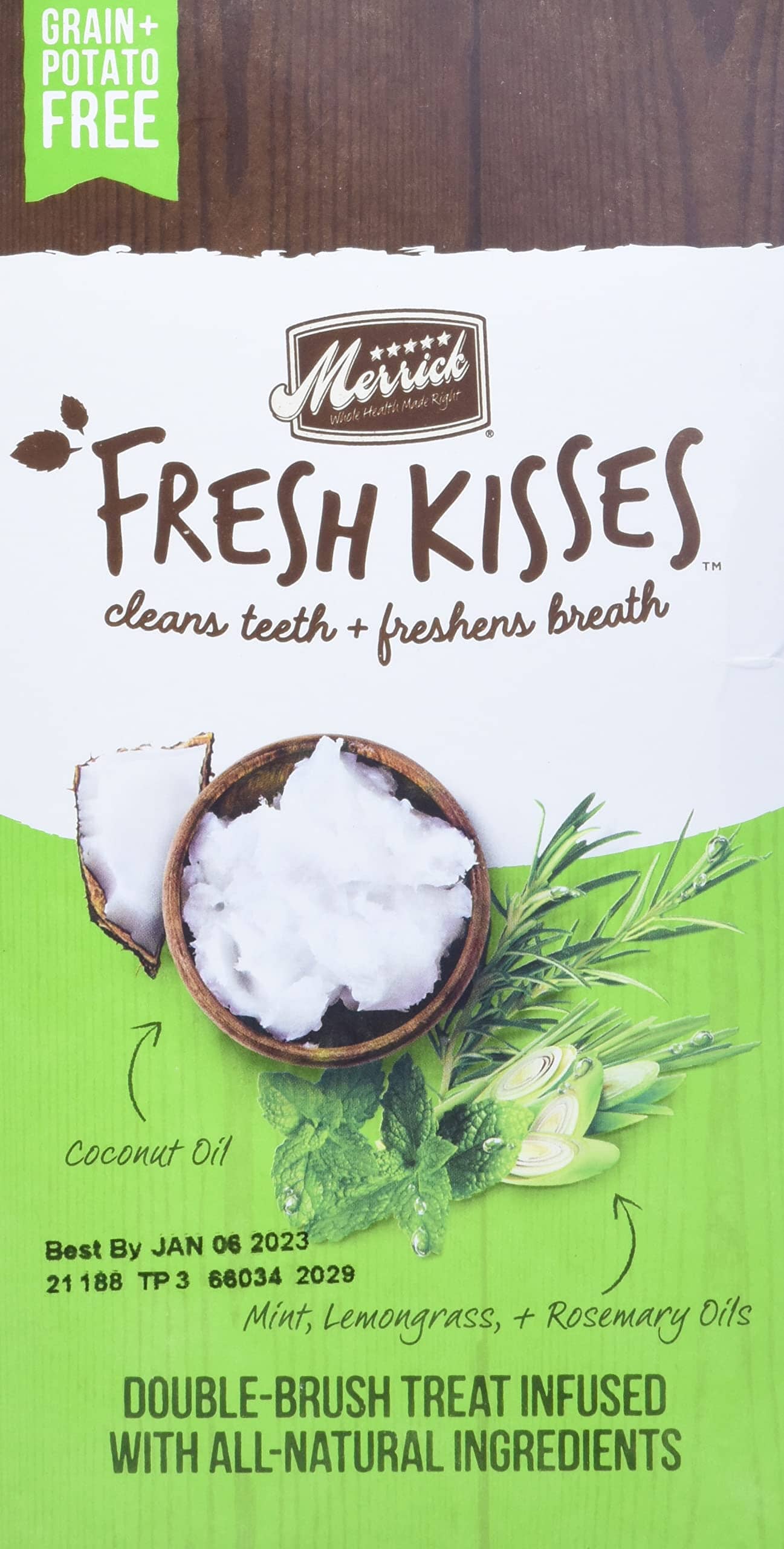 Merrick Fresh Kisses Coconut and Botanical Oils Dental Dog Treats  