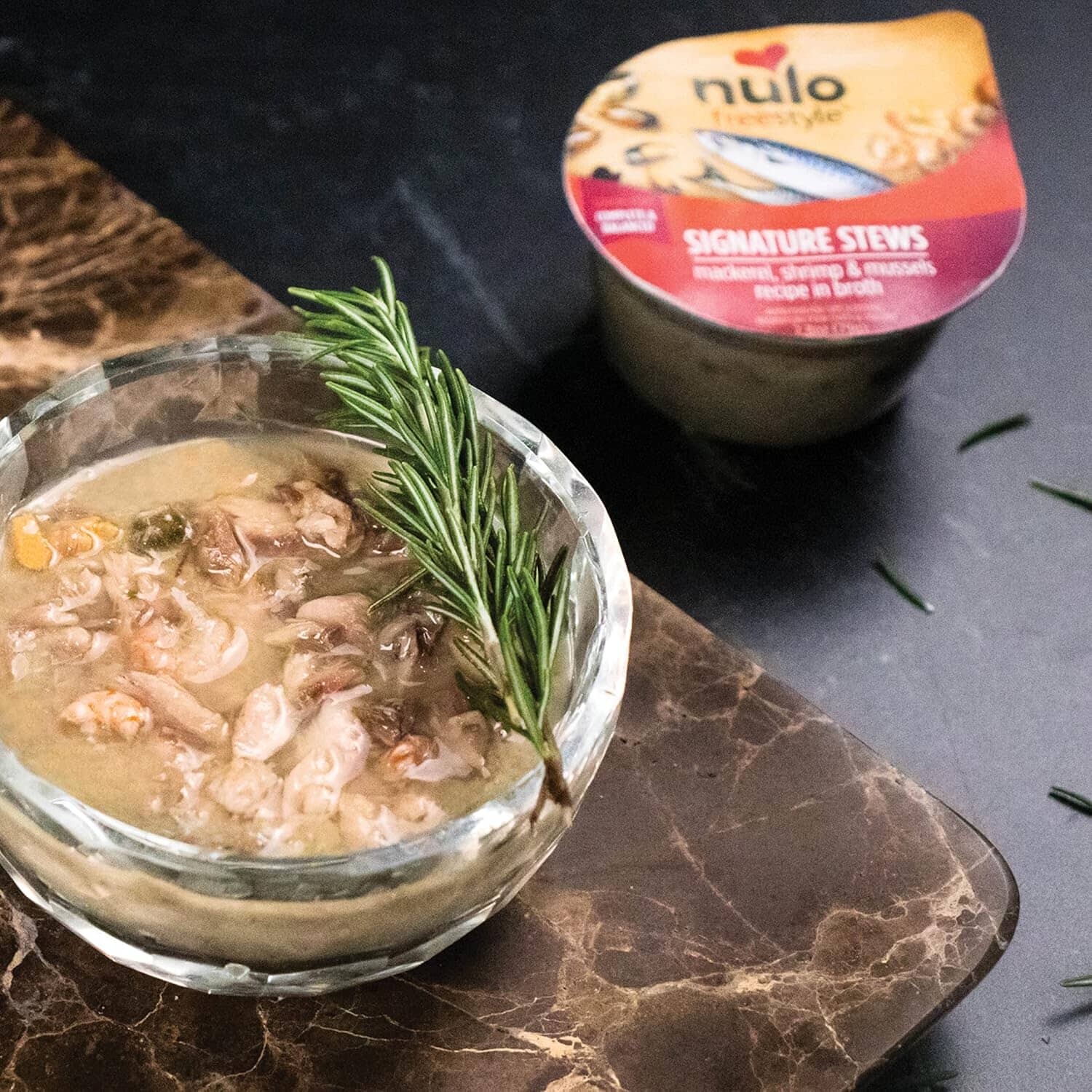 Nulo Freestyle Grain-Free Signature Stews Mackerel Shrimp Mussels in Broth Wet Cat Food Trays - 2.8 Oz - Case of 24