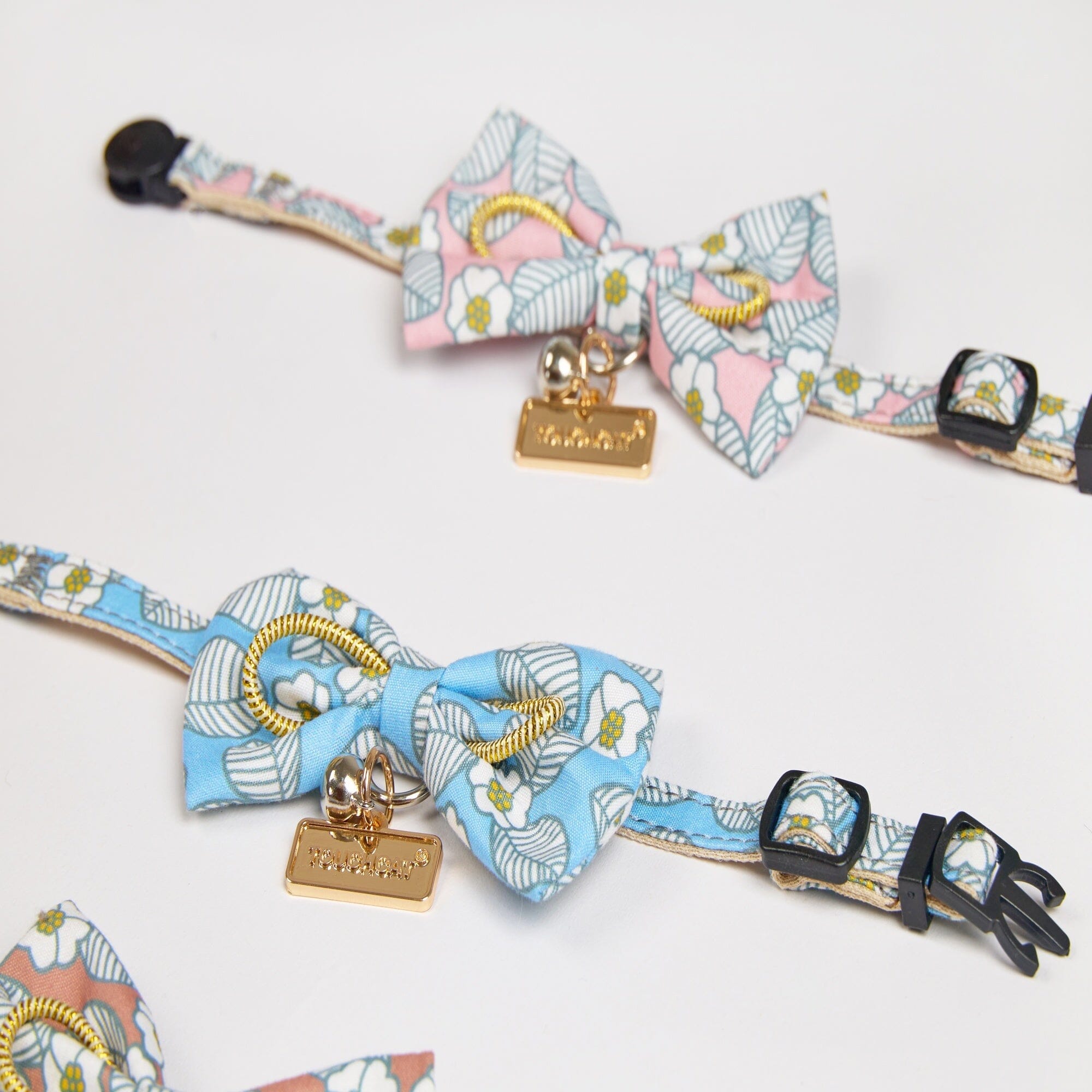 Touchcat ® Floral Patterned Designer Cat Collar with Bow - Blue - Small