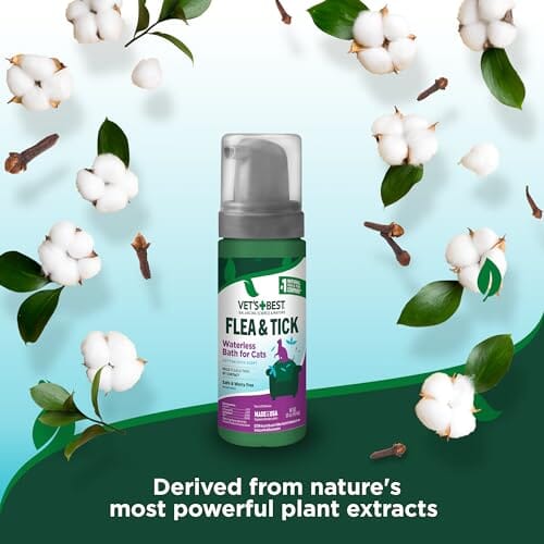Vet's Best Natural Flea and Tick Cotton Spice Scent Plant-Based Waterless Cat Shampoo Spray - 5 Oz