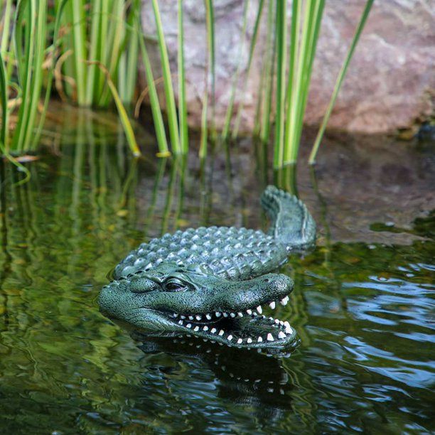 Aquascape Floating Alligator Decoy  