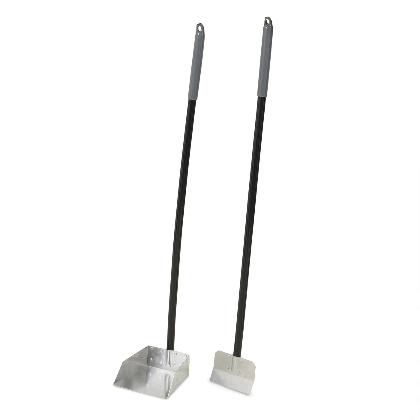 https://shop.petlife.com/cdn/shop/products/petmate-clean-response-aluminum-spade-pan-blacksilver-small-284899_1400x.jpg?v=1692614237