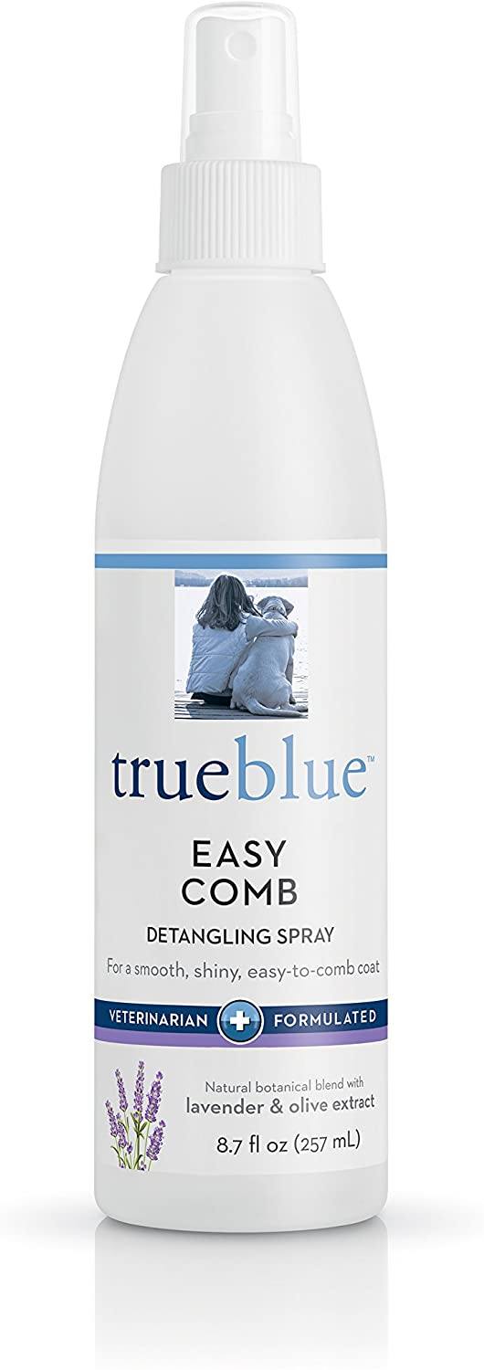 TrueBlue Dog and Cat Detangling Spray - Aloe and Lavender - 8 oz Bottle  